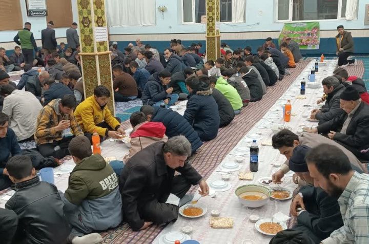 ۱۰ هزار پرس غذای گرم در طرح اطعام مهدوی