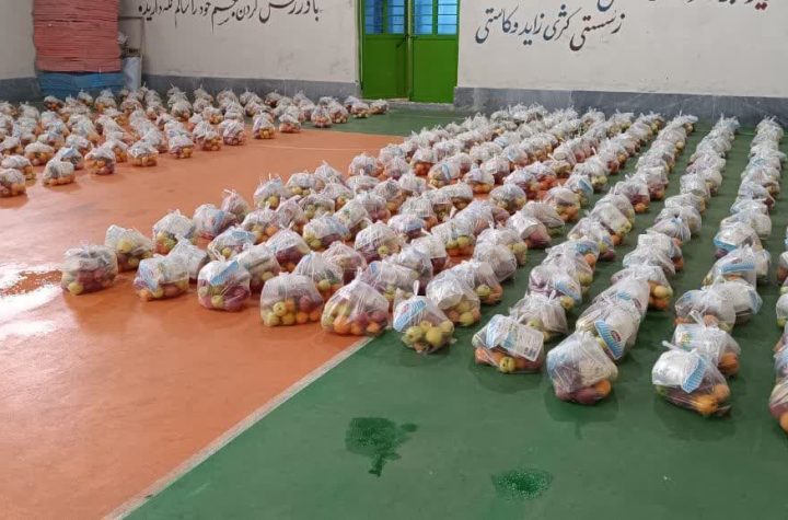 به مناسبت گرامی داشت شب یلدا بسته های معیشتی بین نیازمندان چالدران توزیع شد